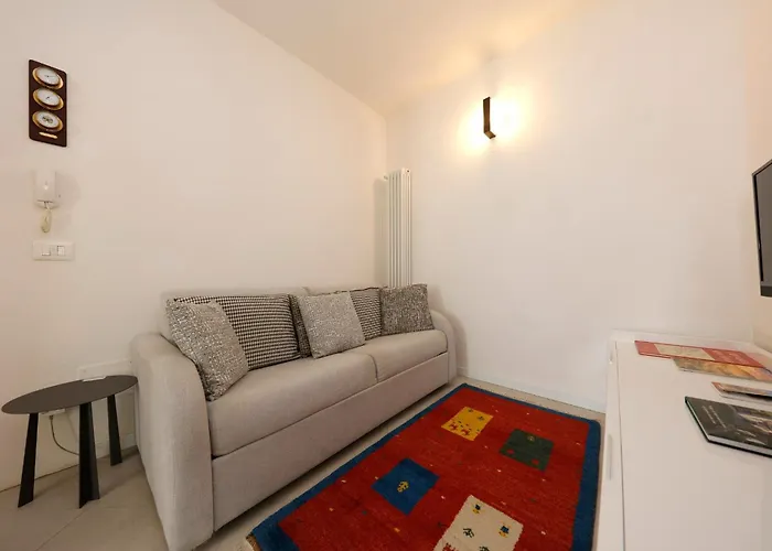 Uptown - Sabrina's Charming Διαμέρισμα *