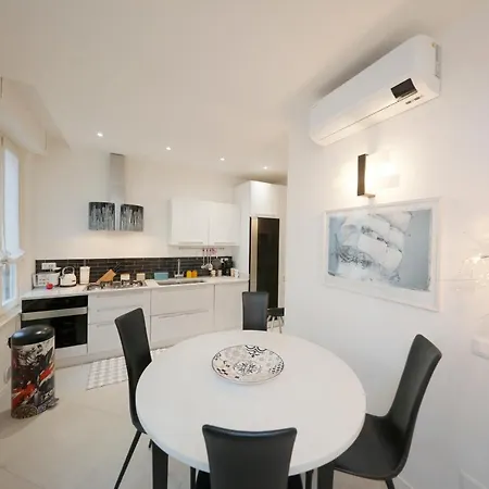 Appartamento Uptown - Sabrina's Charming *