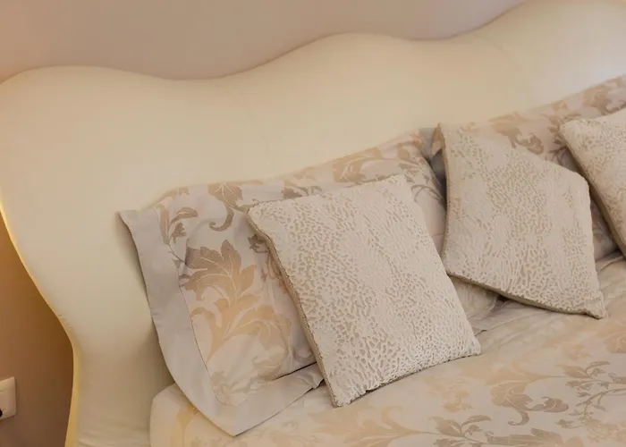 Uptown - Sabrina's Charming شقة