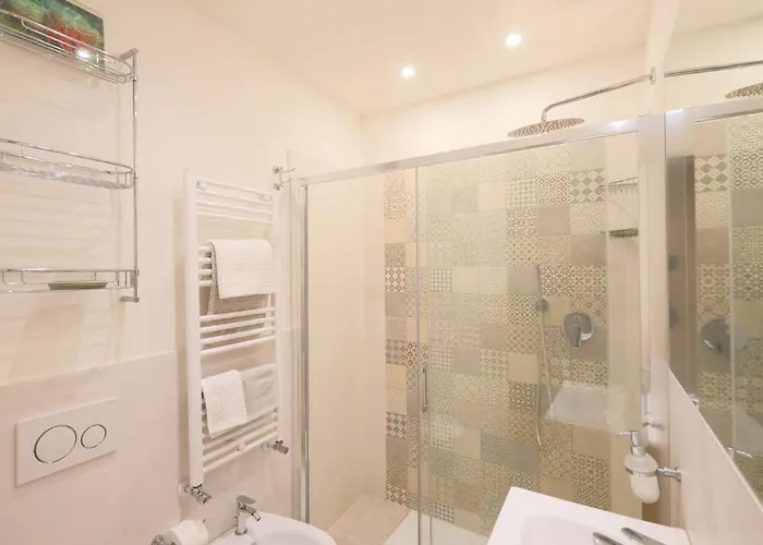 Uptown - Sabrina's Charming * 锡耶纳