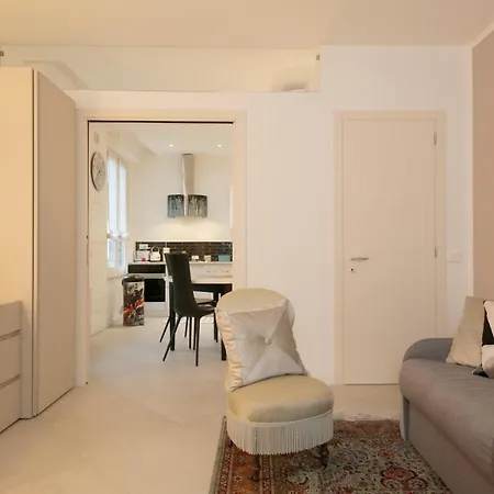 Uptown - Sabrina's Charming * 시에나