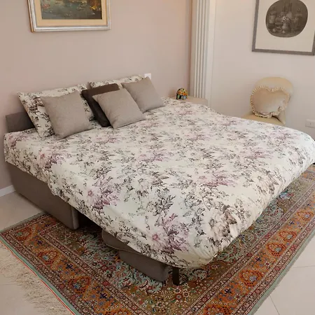 Uptown - Sabrina's Charming *