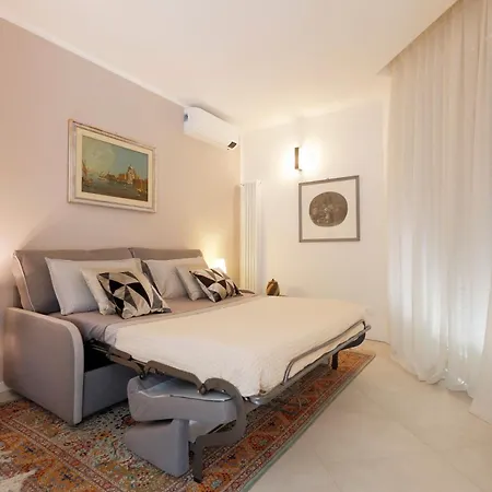 Uptown - Sabrina's Charming * Siena