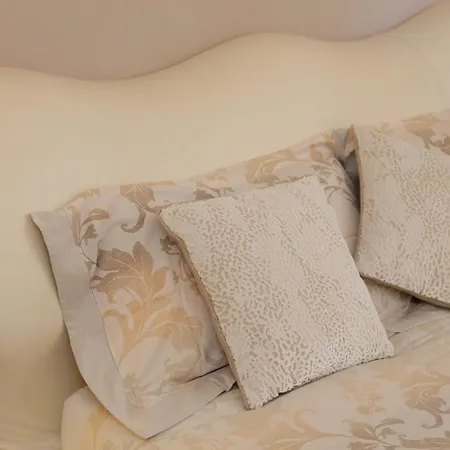 Uptown - Sabrina's Charming Apartamento