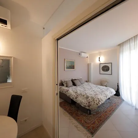 Uptown - Sabrina's Charming *