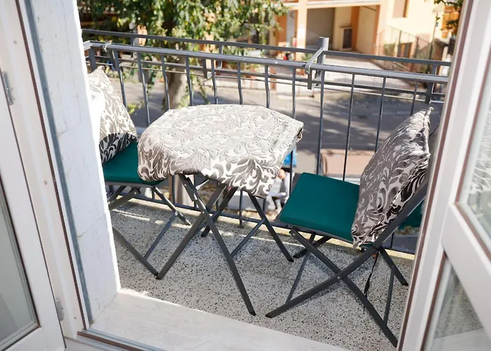 Apartment Uptown - Sabrina's Charming Siena